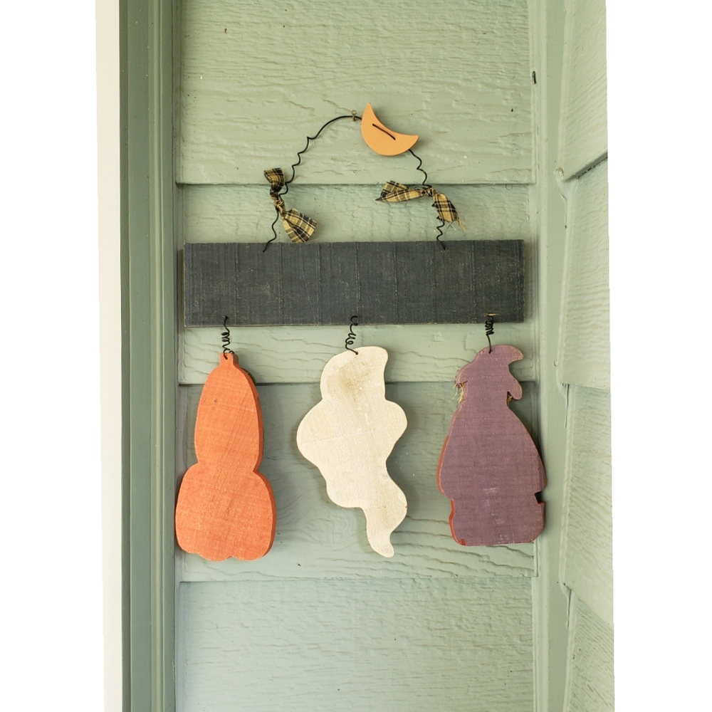 HALLOWEEN Wall Hanging Decor - Picture 2 of 2